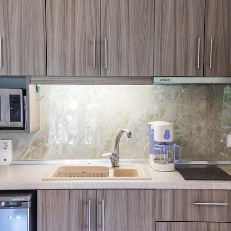 קאבוס Olive Grove Beachfront Apartments & Seaview Suites (Adults Only) מראה חיצוני תמונה