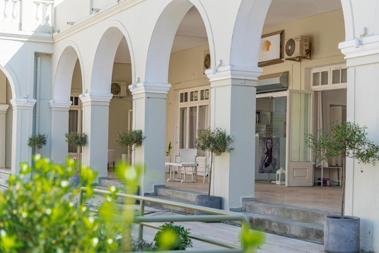 קאבוס Olive Grove Beachfront Apartments & Seaview Suites (Adults Only) מראה חיצוני תמונה