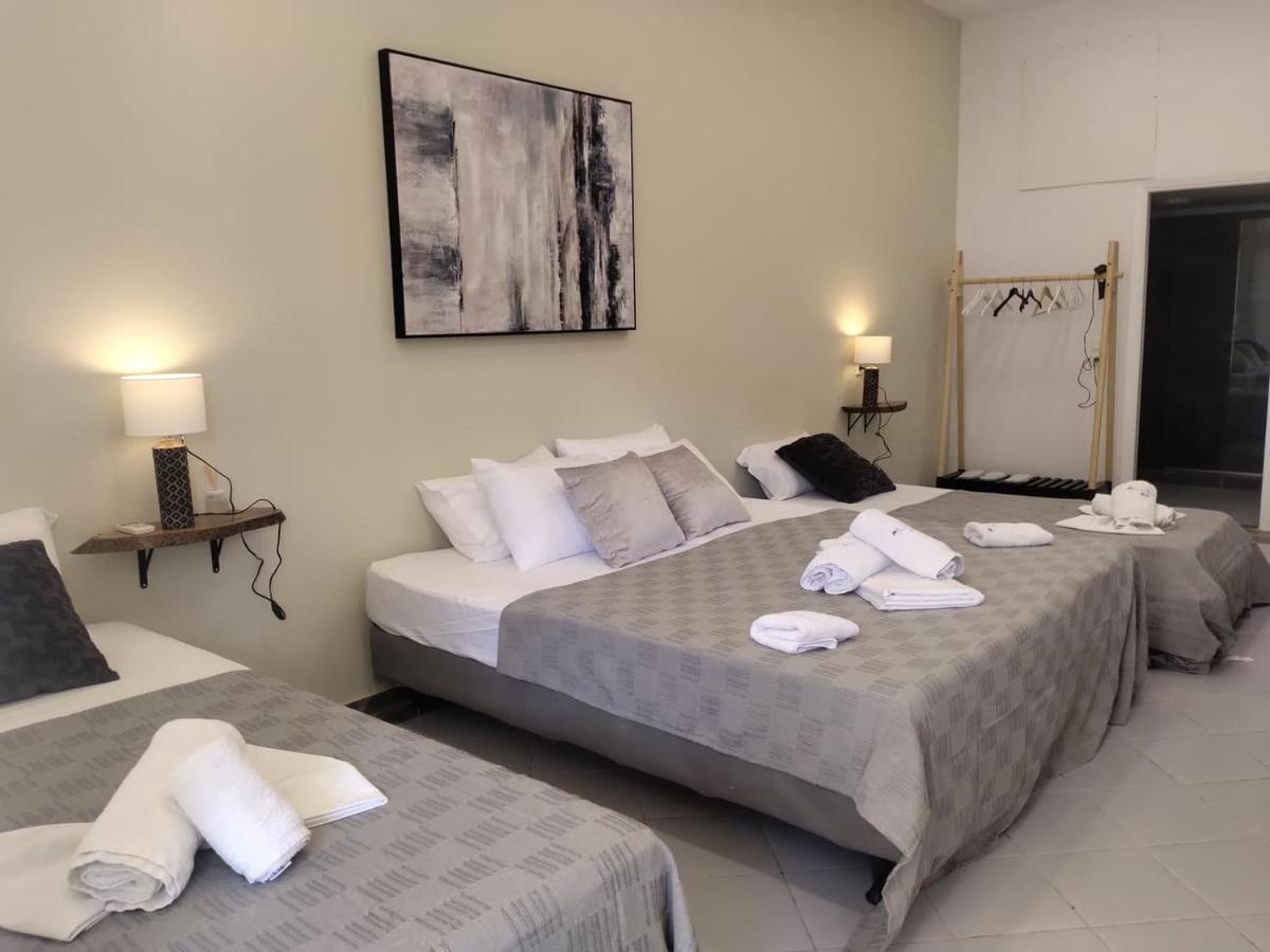 קאבוס Olive Grove Beachfront Apartments & Seaview Suites (Adults Only) חדר תמונה