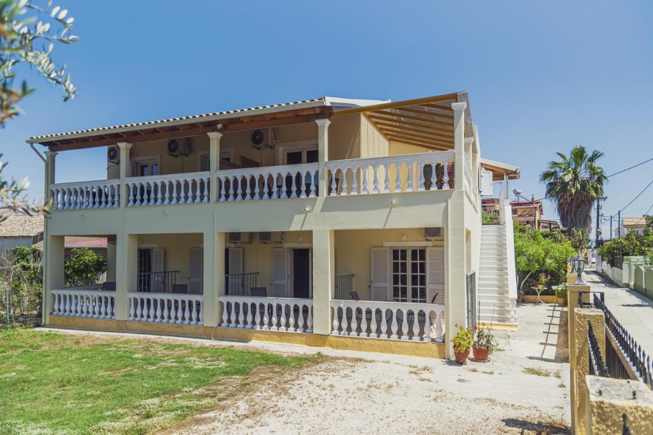 קאבוס Olive Grove Beachfront Apartments & Seaview Suites (Adults Only) מראה חיצוני תמונה
